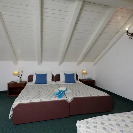 Apartament Village *